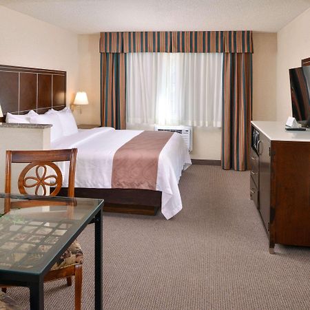 Quality Inn & Suites Walnut - City Of Industry Dış mekan fotoğraf