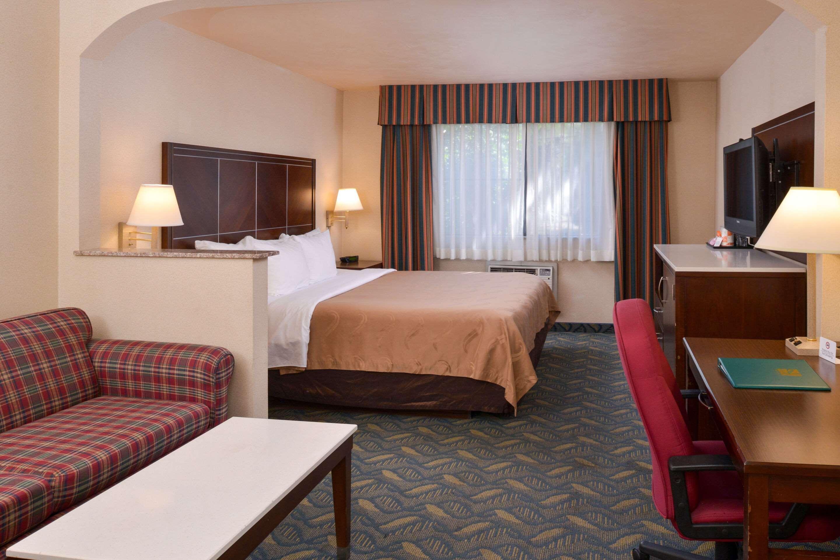 Quality Inn & Suites Walnut - City Of Industry Dış mekan fotoğraf