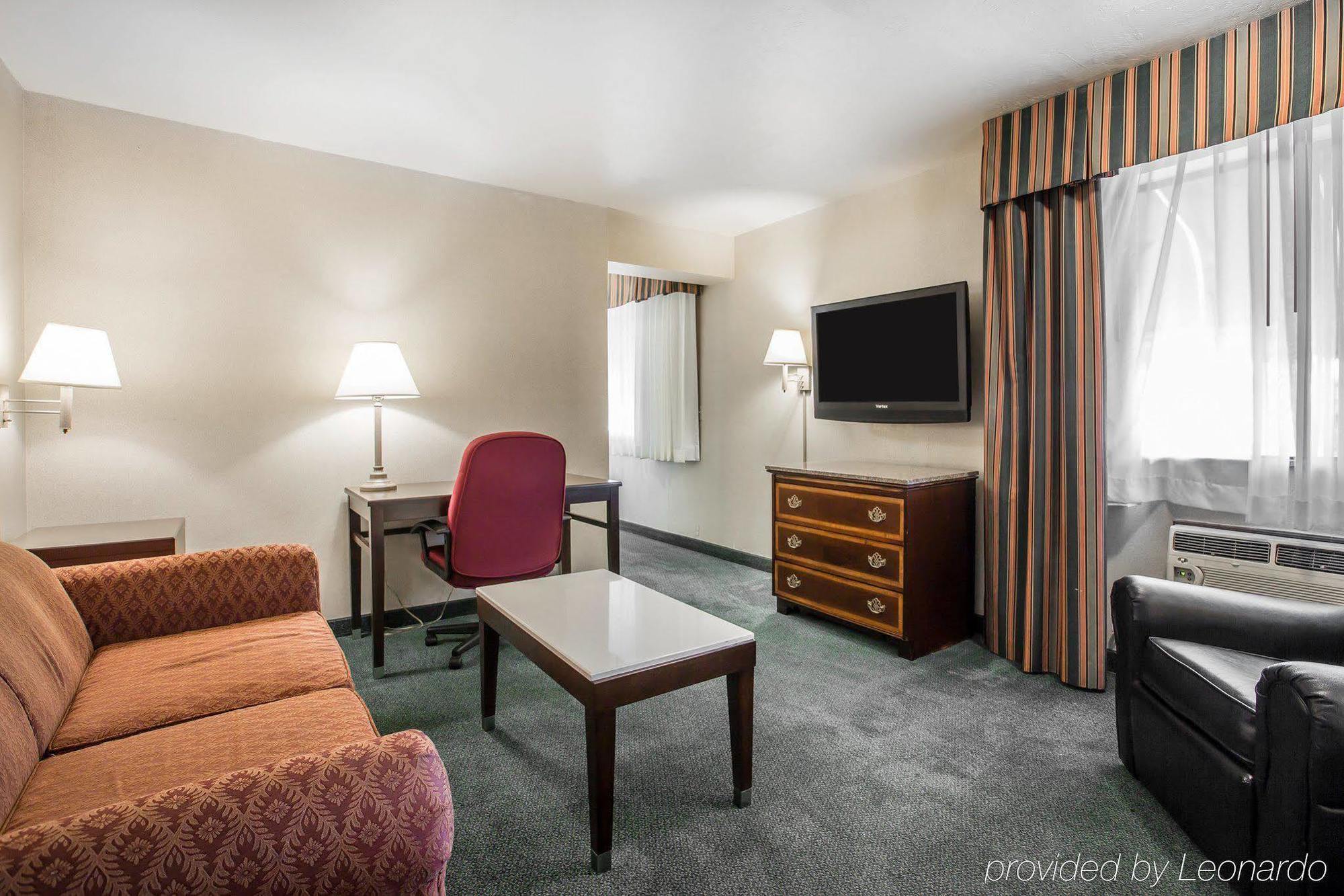 Quality Inn & Suites Walnut - City Of Industry Dış mekan fotoğraf