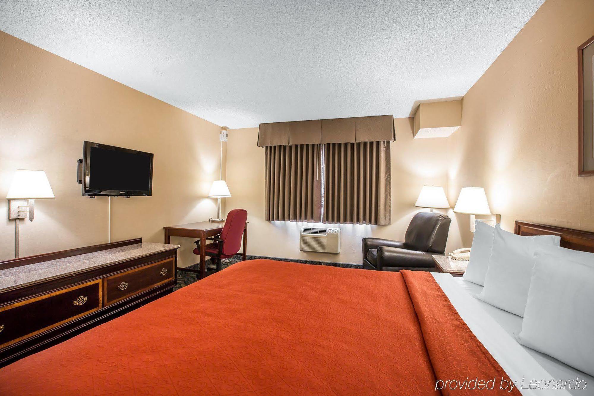 Quality Inn & Suites Walnut - City Of Industry Dış mekan fotoğraf