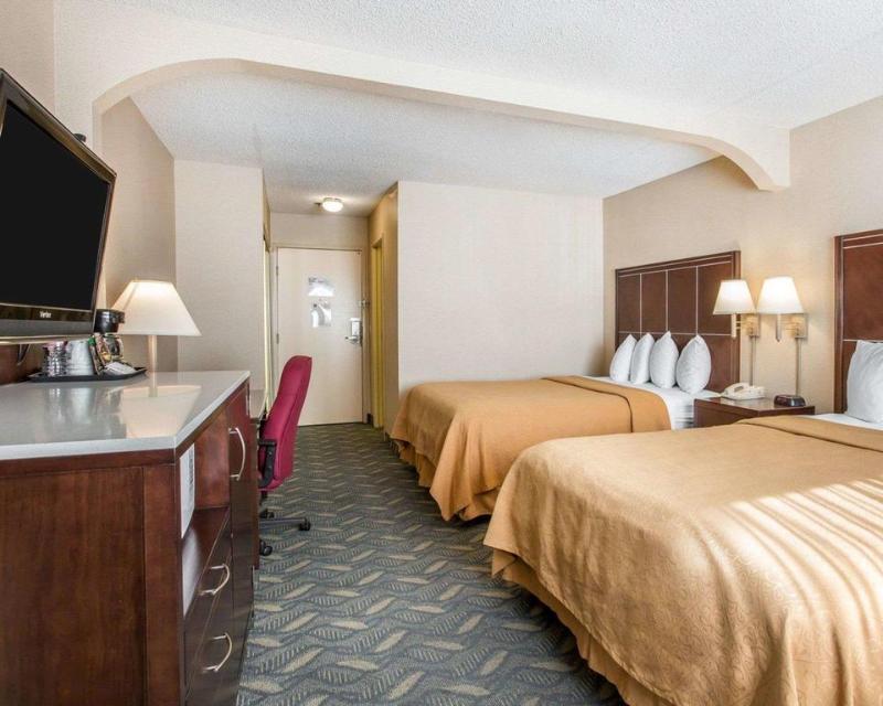 Quality Inn & Suites Walnut - City Of Industry Dış mekan fotoğraf